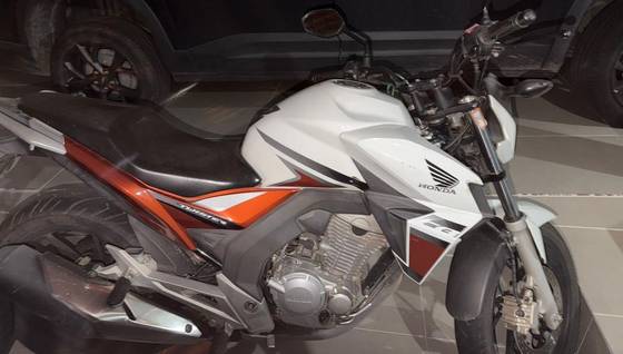HONDA CB TWISTER 